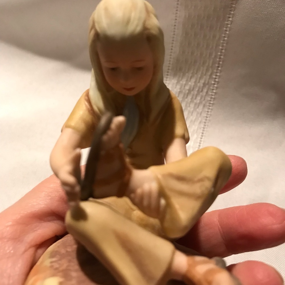 Hamilton Collection - Picture 2 of 3